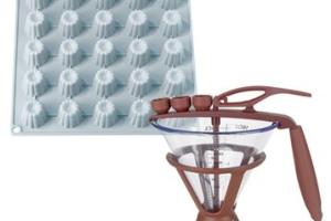 Lot Entonnoir à piston et Grande Flexi'plaque silicone 30 mini-canelés Mathon