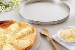 Cercle à tarte perforé en inox rond 28 cm Mathon