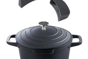Lot cocotte légère ronde en fonte d'aluminium 20 cm 2,6 L et deux maniques silicone Mathon