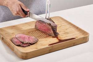 Planche multifonction en bambou Cut&Carve™ Joseph Joseph