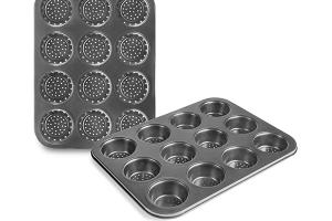 Plaque 12 biscuits perforée en acier 6 cm Ibili