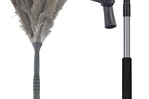Plumeau en plumes d'autruche avec manche télescopique pliable 122 cm Wenko by Maximex