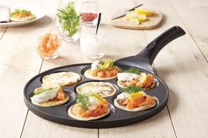 Poêle 7 mini blinis ou pancakes à induction fonte 26.5 cm Mathon