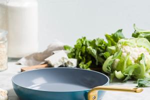 Poêle aluminium antiadhésive bleu 24 cm Evolution Green pan
