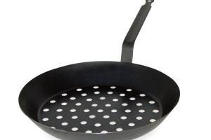 Poêle à marrons pour cuisson sur braise