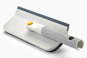Raclette pour vitres avec microfibre 2 en 1 CleanTech Joseph Joseph