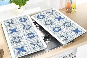 Set 2 couvre-plaques carreaux bleus Wenko by Maximex