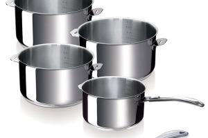 Set de 4 casseroles Evolution 14, 16, 18 et 20cm et 2 manches inox Beka