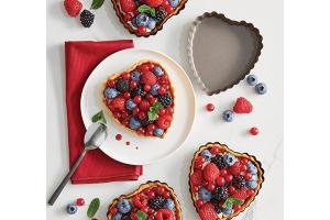 Set de 4 moules à tartelette coeur revêtement antiadhérent 11 cm Mathon