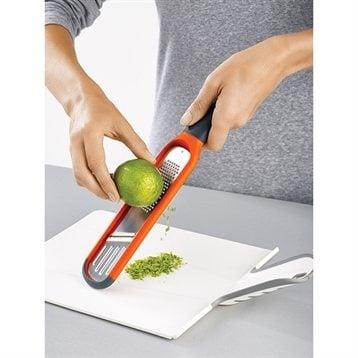 Mini râpe et trancheuse de cuisine 2 en 1 Joseph Joseph