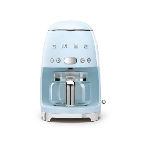 Cafetière filtre bleu Azur 1,4 L - 1050 W DCF02PBEU Smeg Cafetière filtre bleu Azur 1,4 L - 1050 W DCF02PBEU Smeg
