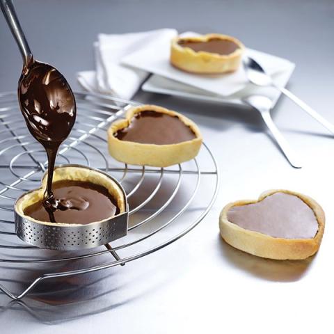 Cercle à tarte perforé Cœur individuel De Buyer