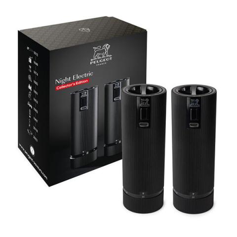 Coffret duo de moulins à poivre et à sel électriques Line noir mat 15 cm Peugeot Coffret duo de moulins à poivre et à sel électriques Line noir mat 15 cm Peugeot