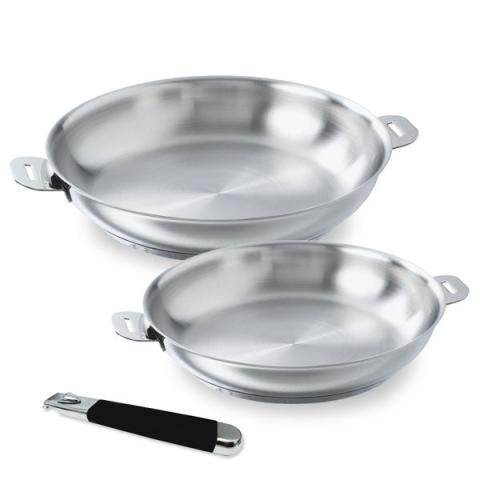 Lot 2 poêles tout inox Evolution 24 et 28 cm et manche silicone amovible   Beka