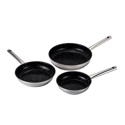 Lot de 3 poêles en inox avec revêtement céramique 20, 24 et 28 cm Kitchenpro Lot de 3 poêles en inox avec revêtement céramique 20, 24 et 28 cm Kitchenpro