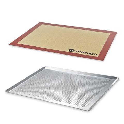 Lot Plaque à pâtisserie perforée 40 cm et tapis de cuisson pro Mathon Lot Plaque à pâtisserie perforée 40 cm et tapis de cuisson pro Mathon