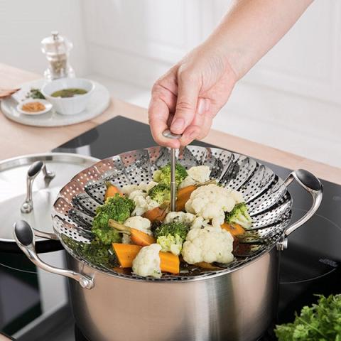 Panier vapeur inox marguerite pliable 28 cm Mathon Panier vapeur inox marguerite pliable 28 cm Mathon