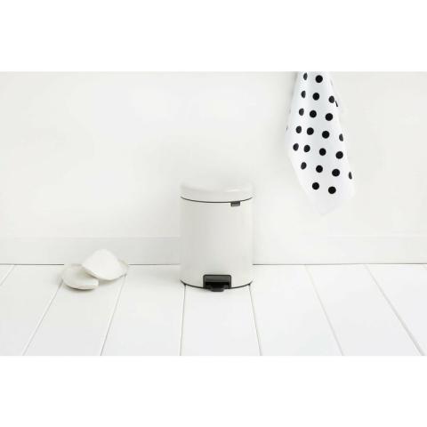 Pattumiera a pedale newicon 5LT