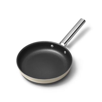 Poêle aluminium antiadhésive 24 cm crème mat Smeg Poêle aluminium antiadhésive 24 cm crème mat Smeg